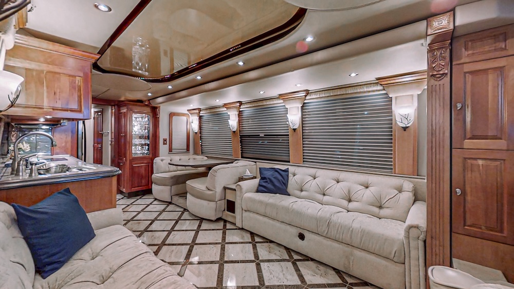2006 Prevost Royale XLII For Sale